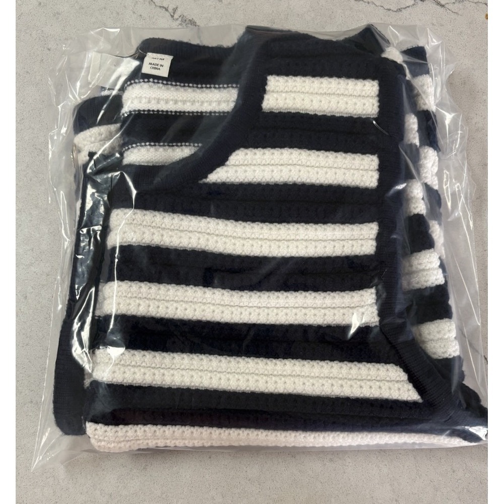 Joie Costal Grandma-core Sweater Vest Navy White Chic Gold Button textured Knit - Picture 9 of 10